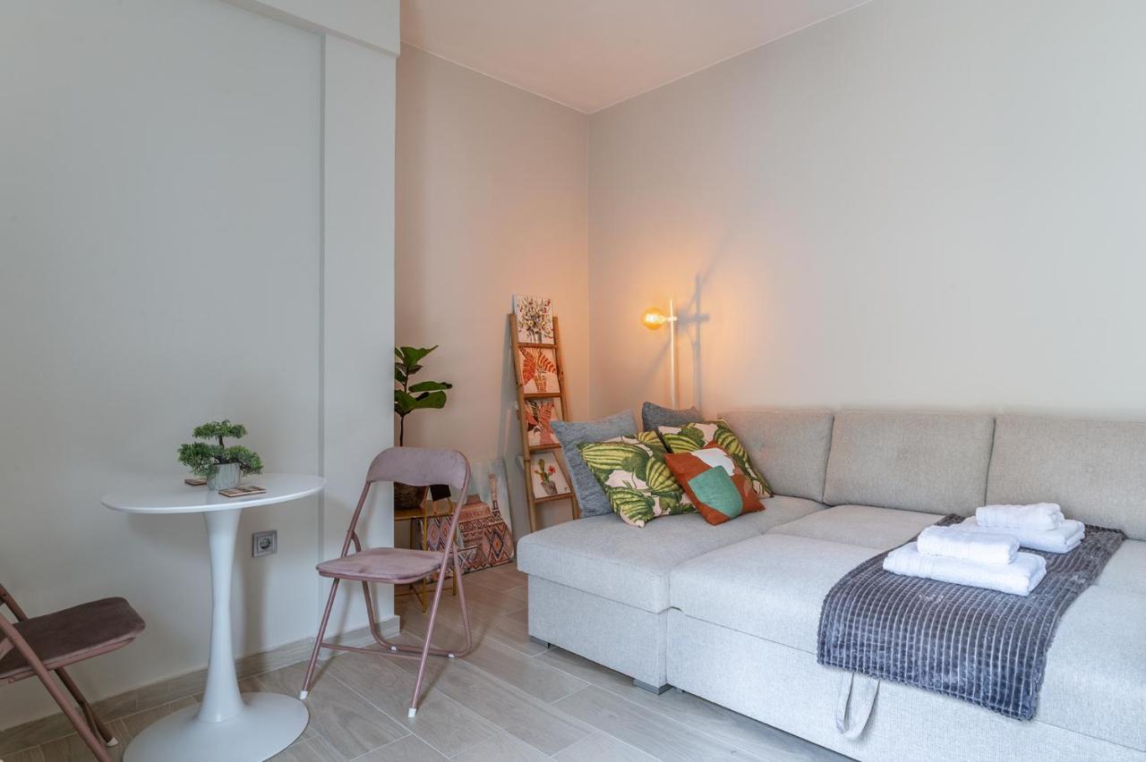 Modern Center - Hilton Area/ilisia